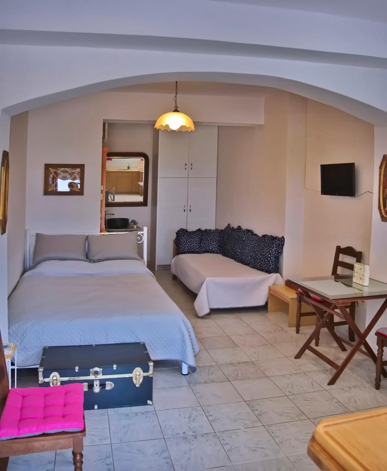 Sunrise & Sunset Apartment Monemvasia